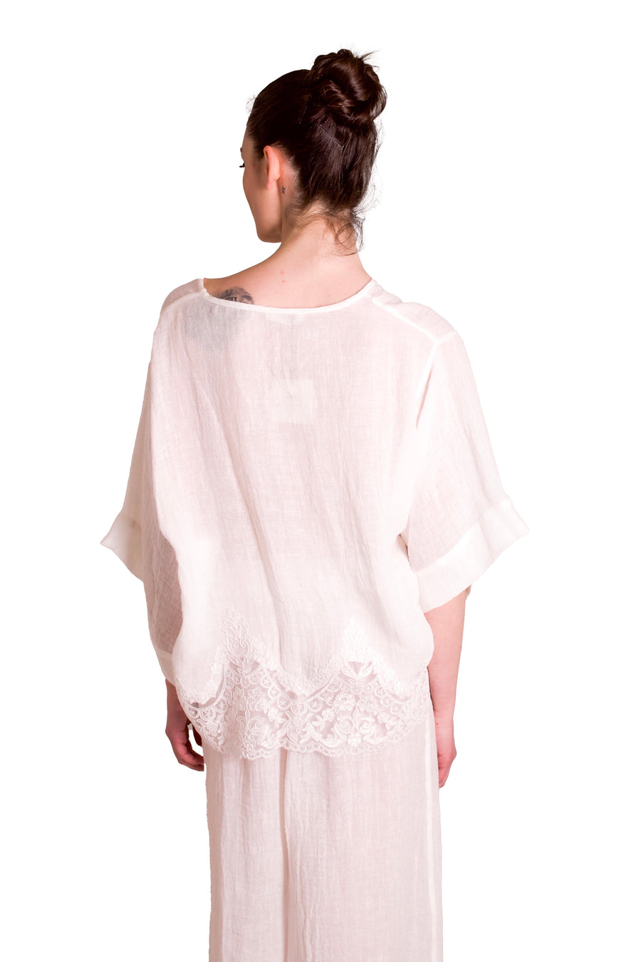 Blusa over Di Lino Con orlo di tulle ricamato MAURIZIO