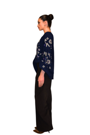 Blusa ricamata a mano con cristalli e nappine ODI ET AMO