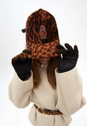 Nuova Collezione Cappellino in tessuto stampa leopard LOLA CASADEMUNT