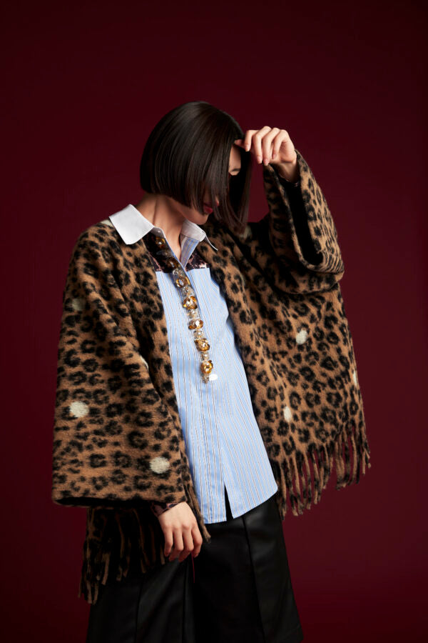 Mantella con stampa maculata Dettaglio Frange Z.O.E.