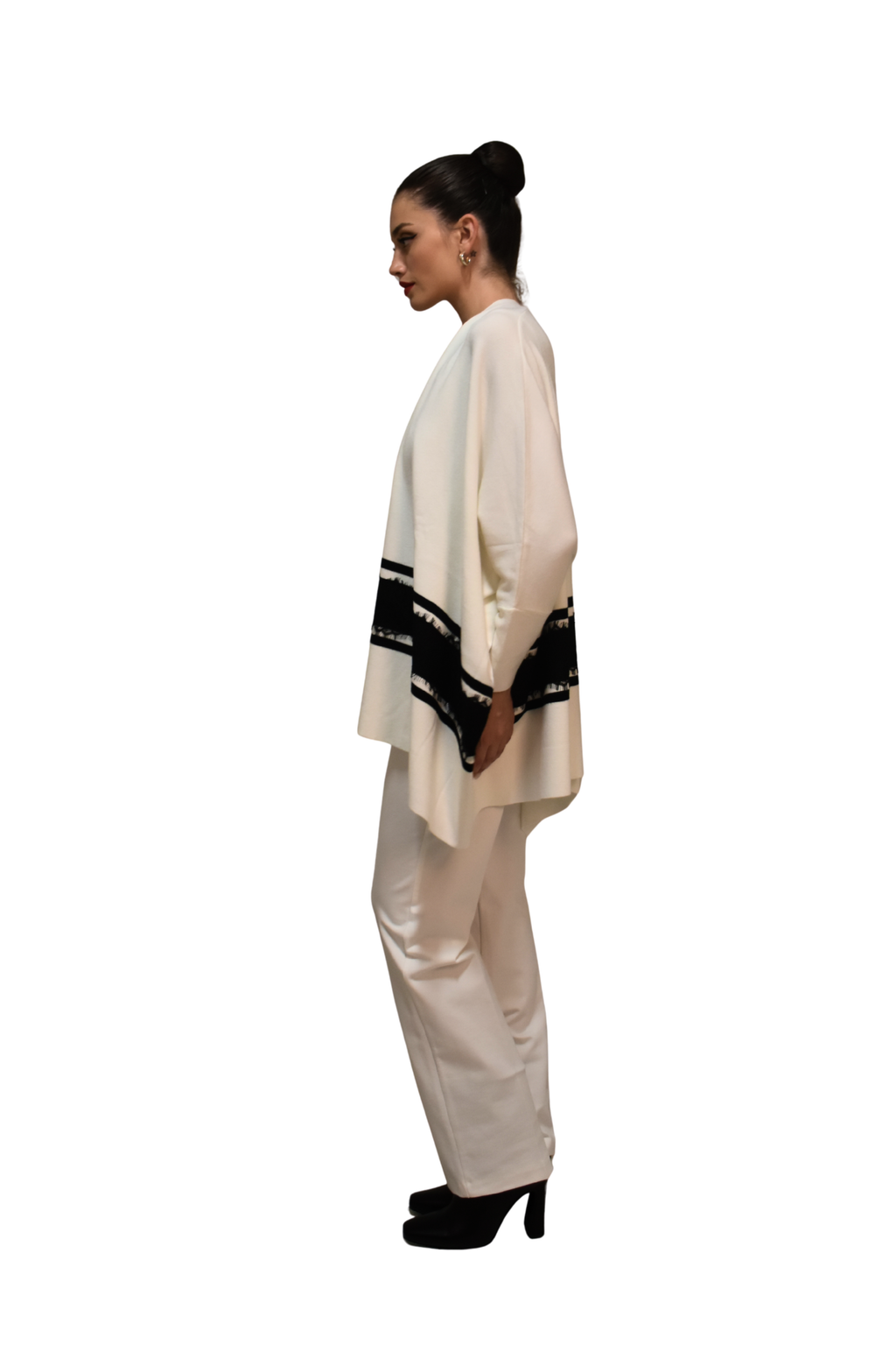 Cardigan in maglia asimmetrico Dettaglio pizzo LAFTY LIE