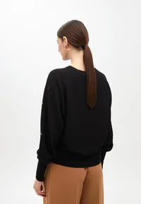 Maglia con occhielli con manica cadente LOLA CASADEMUNT