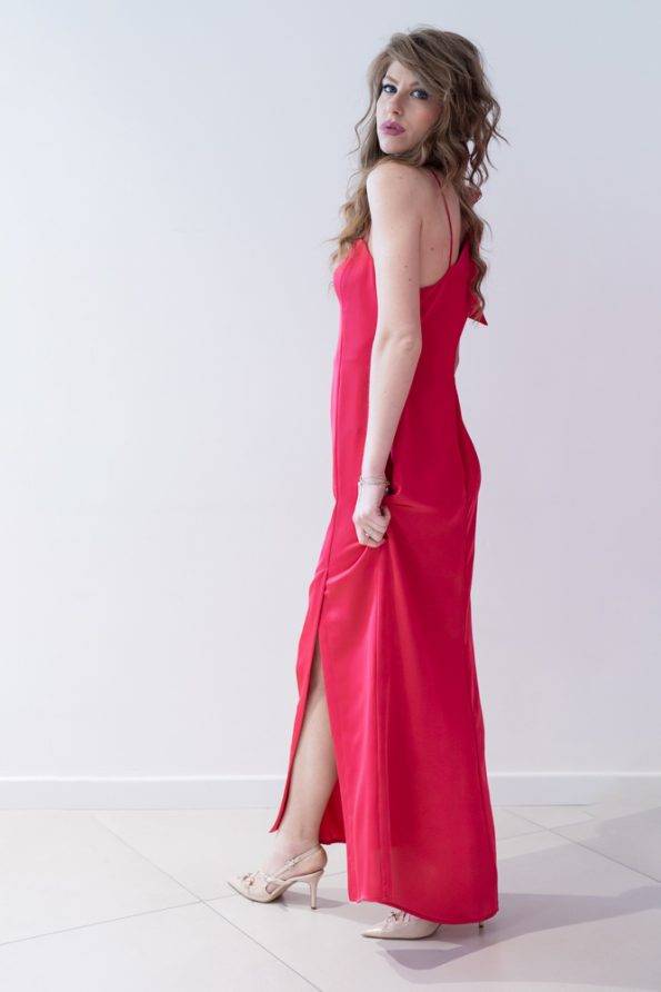 Abito monospalla in satin con nodo MADDALENA DI LORENZO