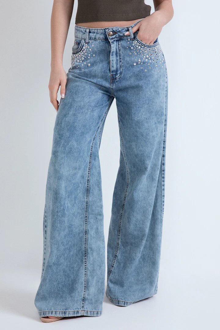 Nuova Collezione Jeans in denim largo con applicazioni strass ODI ET AMO