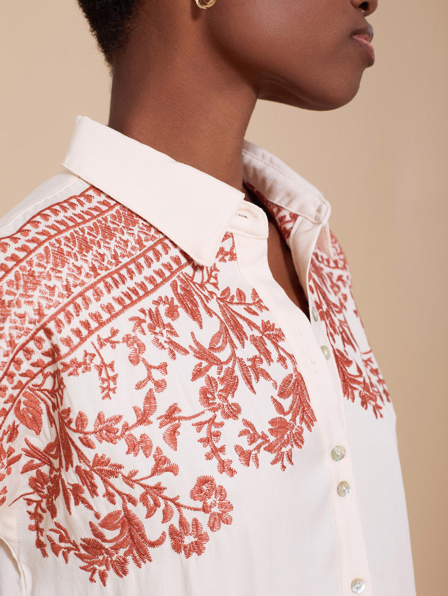 Camicia senza maniche con ricami floreali MEISIE