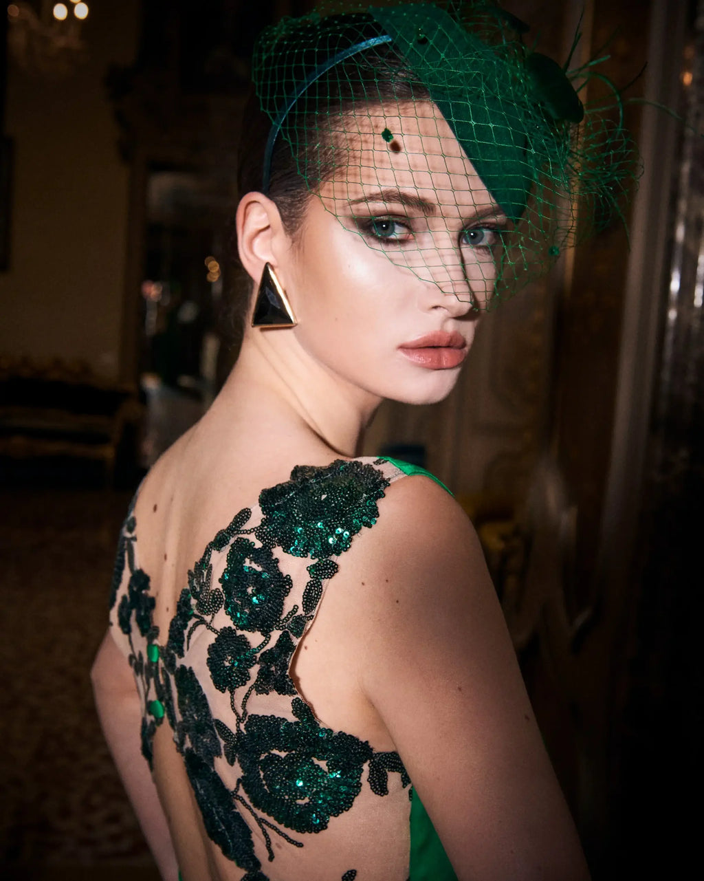 Abito di raso con inserti di tulle e ricami GIANNI MOLARO