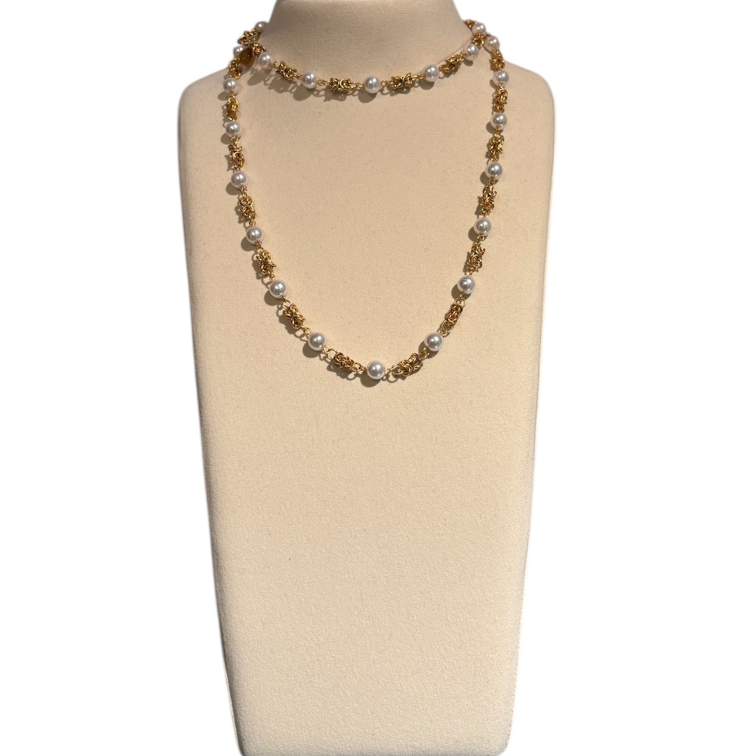 Collana Lunga Chanel in metallo Oro e perle ALEVA' BIJOUX