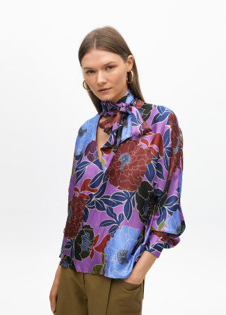 Nuova Collezione Blusa in raso stampa floreale LOLA CASADEMUNT
