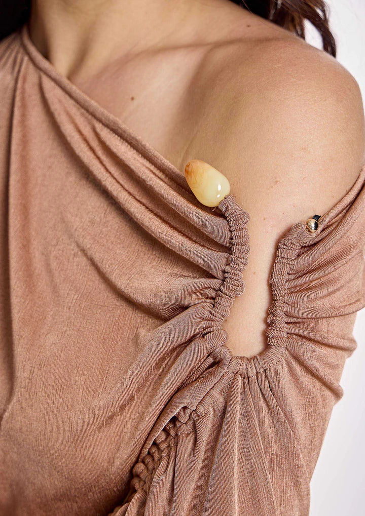 Abito in maglia satinata con scollo asimmetrico ALBA CONDE