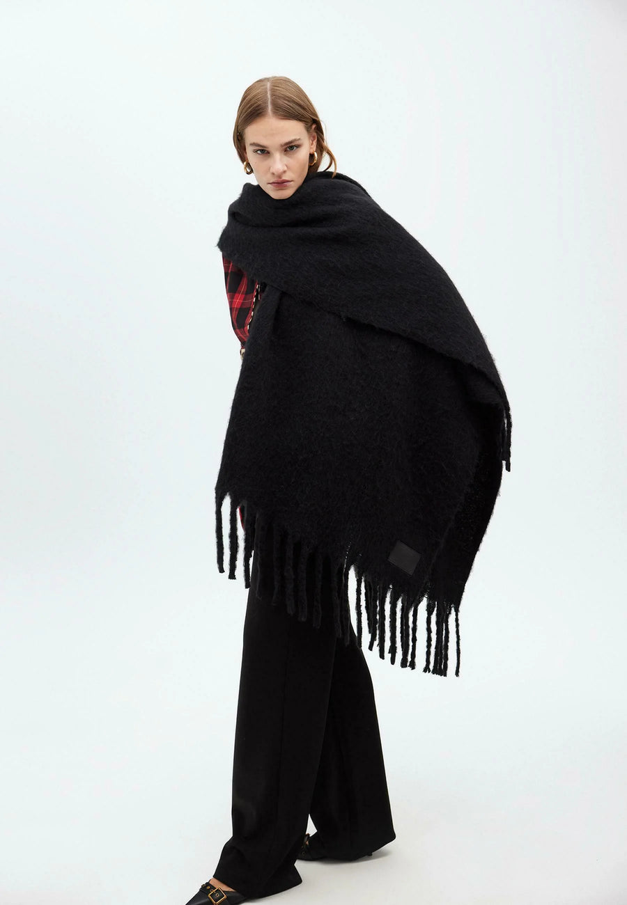 Mantella con Dettaglio Frange LOLA CASADEMUNT