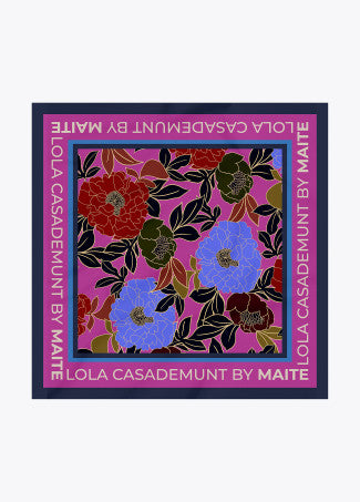 Nuova Collezione Foulard con stampa floreale LOLA CASADEMUNT