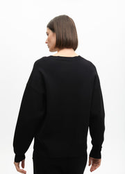 Nuova Collezione Maglia destrutturato con borchie LOLA CASADEMUNT